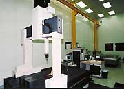 20 ft (Feet) to 0 in (Inch) high metrology laboratory